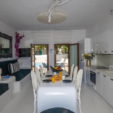 Tatil Evi Mykonos Pearl House With Pool In The Heart Of Town