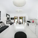 Mykonos Pearl House With Pool In The Heart Of Town Nyaraló