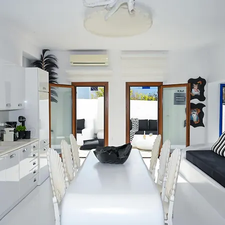 Mykonos Pearl House With Pool In The Heart Of Town Holiday home *