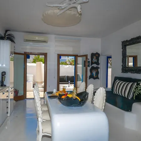 Mykonos Pearl House With Pool In The Heart Of Town Mykonos Town